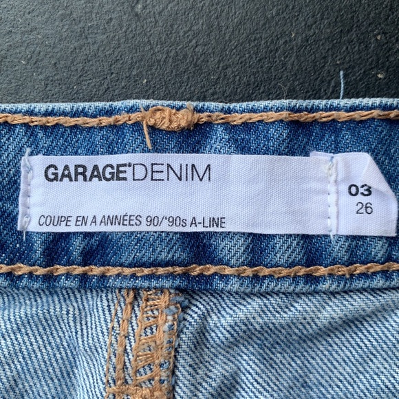 High wasted 90s cut jean shorts - Picture 3 of 3